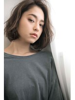 ★くびレイヤーエモージュ小顔似合わせカット斜めバング