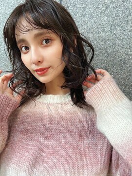 ホォレ 豊中店(fore) ベージュインナーカラーショートボブレイヤーミディアム前