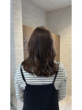 コンティバイミラートーク(CONTY by MIRROR TALK) ミディアム/グレージュカラー