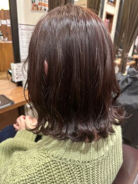 美容室ヒラトヤ 仙北店 30代40代50代外ハネミディアムくびれうる艶小顔スタイル