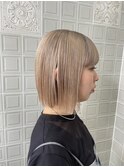 ホワイトベージュボブ