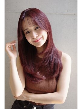 シア(sia) ミディアムレイヤー/レイヤーカット/韓国レイヤー