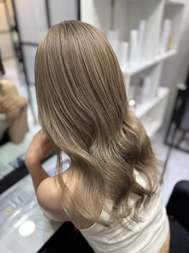 ラムシェール(LamChele) 【lamchele】ミルクティーベージュ×ブリーチカラー