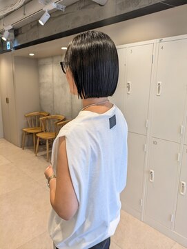 エレノア 藤沢(Eleanor) 【ぷつっとボブ】大人シンプルな抜け感ヘア