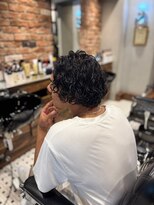 クラメール パリ トーキョー(Kraemer Paris TOKYO)&nbsp;センターパートスパイラルパーマ