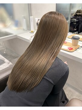 キートス(Kiitos) 【ブリーチなしでつくる】透明感ベージュ