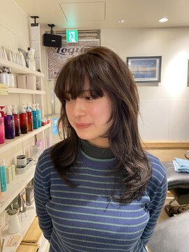 ローグ(Logue) レイヤーカット/オリーブグレージュ