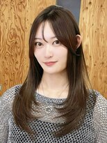 アールイー(Re:)&nbsp;レイヤーカット　×  オリーブベージュ