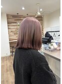 切りっぱなしボブ × モーヴピンク