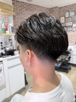 とまと 蕨店&nbsp;ツーブロック　テーパーフェード