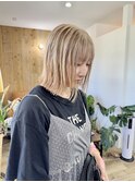 ミルクベージュ×ボブ