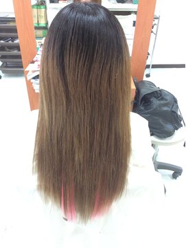 デュオヘアー エクステンションズ 新宿 綺麗可愛いストレートヘアー