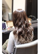 ヘアーズミンク ハグラザキ(Hairs mink Hagurazaki)&nbsp;冬色先取り大人カール