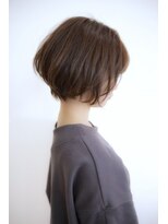 キャンバス バイ ネオリーブ 横浜西口(Canvas by neo.)&nbsp;大人可愛い小顔丸みショートボブ　サイド似合わせ　ベージュ横浜