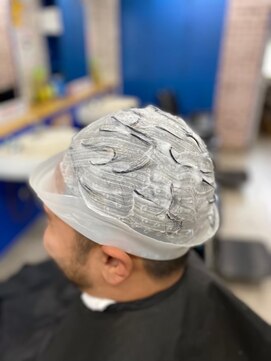 カットハウス メッシュカラー