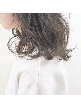 ガーランドウメダ(Garland umeda) リラックスウェーブ_ミディアム_000131