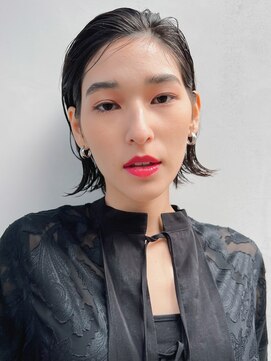 ピークアブー 銀座並木通り(PEEK-A-BOO) 外ハネのウルフボブ