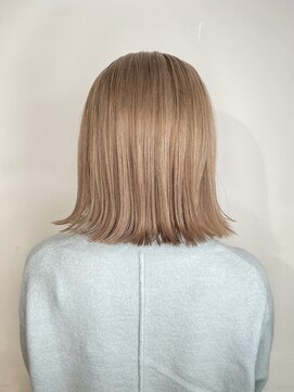 ニュート(Neut ) 王道ミルクティーベージュ