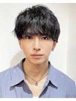 フイ 代々木(Hui) メンズ/アップバング/ツーブロックマッシュ/束感ショート/波巻き