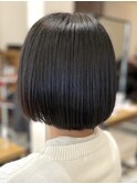 ショートカットくびれショート前下がりボブベージュカラー