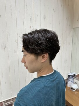 ソワン ドゥ ブレス 立花店(soin de brace) 刈り上げセンターパート/波巻きツイストスパイラル/カルマパーマ