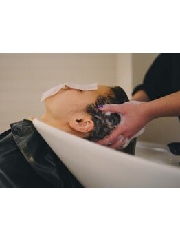 先進の幹細胞研究から生まれた「LebeL ONE」を使用★極上スパで気分も頭皮もリフレッシュ♪