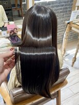 プラグ バイ ネオリーブ(plug by neolive)&nbsp;レイヤーカット×髪質改善[髪質改善/縮毛矯正/韓国]H◎