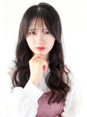 <miku>ふんわりロングにシースルーバングの愛されモテヘア