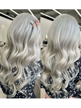 エゴル ナゴヤサカエ(ENGOL NAGOYA SAKAE) ホワイトカラー/ハイトーンカラー