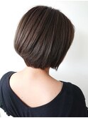 品のあるショートボブ×艶感ブルーベージュ◇