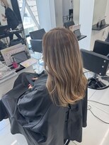 アライブ キチジョウジ(ALIVE Kichijoji)&nbsp;白髪染めやめていきたい方におすすめハイライトカラー