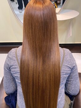 ココル(COCOL)の写真/真っ直ぐな縮毛矯正は卒業!脱アイロンで朝の手間がなくなる!ダメージ毛が驚くほどの手触りと艶髪に♪