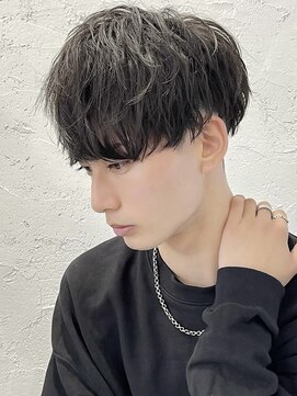 フィフス 大分(fifth) 大分メンズ骨格矯正刈り上げマッシュ束感ショートカット