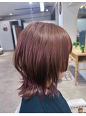 顔周り姫カットにワインレッドカラー