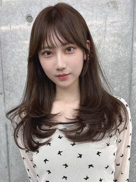 リアンバイアリュール(Lian by Allure) レイヤーカットハッシュカットバタフライカット髪質改善ブリーチ