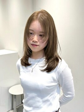 ガリカ 大名(Gallica) <ゲスト>明るめベージュにたっぷりレイヤーのセミロング