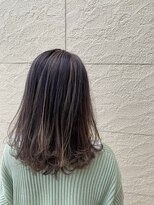 アンカーウェリナ(ANCHOR welina)&nbsp;ナチュラル外国人風ハイライトアッシュベージュ◎