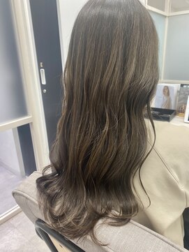 フレーム ヘア ルーム 天王寺駅前店(FRAME hair room) 赤みなしカーキカラー