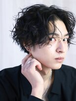 ライラ(Lyla)&nbsp;色気溢れる　ハードスパイラルハンサムショート