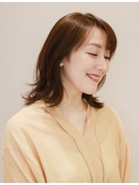 アンベリールフルー(EMBELLIR fleur) 大人のナチュラルミディ