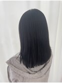 ストレート×ミディアムヘア