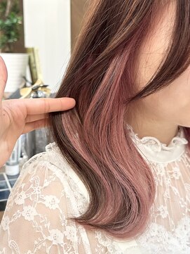 ルイ(ROUIS produced by LUCK 津田沼) ROUIS 津田沼 ベビーピンク インナーカラー