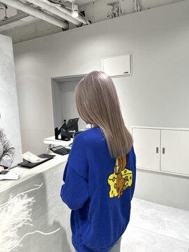 アテバイルイス 喜連瓜破(ATE by luis) ハイトーンカラー