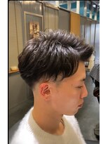 ヤード(YARD)&nbsp;フェード×ツーブロック×アップバンク