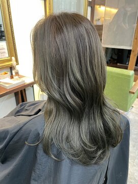 ネウィサリュー 立川(newi saLyu) 韓国顔まわりレイヤーカット髪質改善透明感カラー20代30代40代