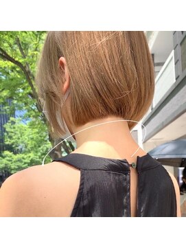 ナンバーセカンド(Number 2nd) これからの季節にぴったり!首周りスッキリボブ♪