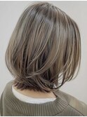 デザインカラーレイヤーカットウェットヘアオリーブベージュ白髪