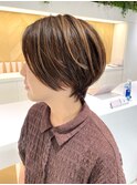 大人ショート/ショートボブ/白髪ぼかしハイライト/武蔵小杉