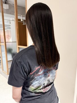 ラミエ バイ メルト 吉祥寺(lamie by melt) 久保田)地毛風縮毛矯正ストレートグレーベージュ暗髪艶髪