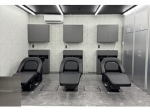 チャプター(CHAPTER)の雰囲気（リラックスできるシャンプー台でマイクロバブルをご体感下さい！）